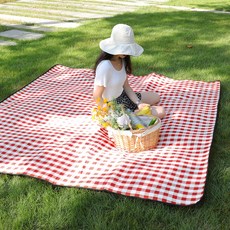 코멧 아웃도어 프리미엄 방수 피크닉 매트, 체크레드 스포츠_레저/캠핑전문관 반품 최저가 11,760원