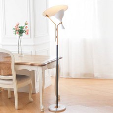 몬스데코 가네르 장 스탠드, 블랙 홈인테리어/조명/스탠드 반품 최저가 157,410원