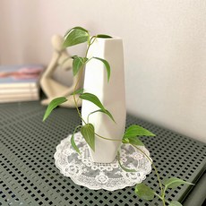 모리앤 럭셔리 무광도자기 화병, 14루시아 완구_취미/수집품 반품 최저가 9,270원