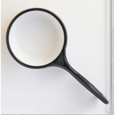 스탠다드리빙 손잡이 노안 대형 확대경, 1개 생활용품/건강/의료용품 반품 최저가 8,880원