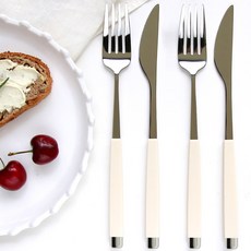 프렌치블랑 양식커트러리 세트, 크림실버, 포크 2p + 나이프 2p, 1개 주방용품/수저/커트러리 반품 최저가 15,100원
