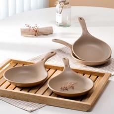 아띠홈 올더플레이트 손잡이 앞접시 4p, 모카, 1세트 주방용품/접시/플레이트 반품 최저가 6,610원