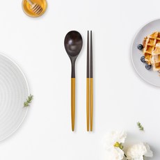 라온누리 옻칠 자연애 모던 우드수저세트, 머스타드, 숟가락 + 젓가락 주방용품/수저/커트러리 반품 최저가 7,530원