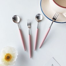 보겐 에펠 커트러리 세트 실버 라이트핑크, 1세트, 티스푼 2p + 티포크 2p 주방용품/티용품 반품 최저가 12,490원