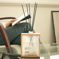 아로니카 내츄럴 우드 비코팅 프레임 챕터디퓨저 본품, 시크릿가든, 200ml, 1개 생활용품/탈취/방향/살충 반품 최저가 9,130원