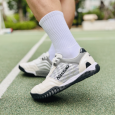 낫소 STEG 족구화 인도어화 운동화 화이트 블랙 남성 스포츠/레저/스포츠신발 반품 최저가 23,340원