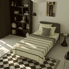 아망떼 슈퍼퍼지 스트라이프 부클 담요 + 파우치 세트 홈인테리어/담요 반품 최저가 47,610원