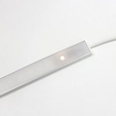 파인라이트 밝기조절형 슬림터치 온 다용도 LED 싱크대 조명 600mm 10W, 하얀빛 홈인테리어/조명/스탠드 반품 최저가 21,490원