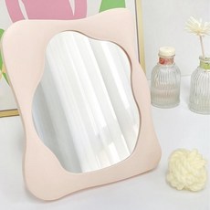 쿠미핸즈 북유럽 감성 탁상 거울 스퀘어, 핑크 홈인테리어/홈데코/디퓨저 반품 최저가 6,060원