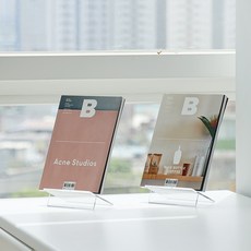 스튜디오투명 책 소품 다용도 아크릴 진열대 2개, 투명, 1단 홈인테리어/싱글하우스 반품 최저가 13,950원