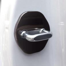 네임드컴퍼니 네임드 자동차 보호커버 기아 신형 더뉴K5 2018년~ 도어스트라이커 4p, 블랙크롬 자동차용품/인테리어 반품 최저가 7,240원