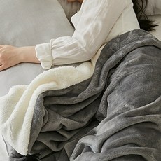 베베데코 도톰 코지 양털 극세사 담요 홈인테리어/담요 반품 최저가 8,540원
