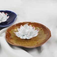 연잎속에 활짝핀 연꽃향꽂이 인센스홀더, 브라운 홈인테리어/홈데코/디퓨저 반품 최저가 5,720원