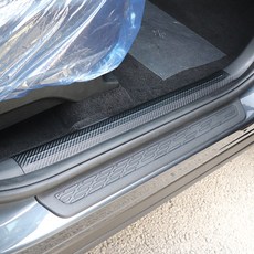 콘보이 카본 도어 스텝 커버, 펠리세이드, 블랙카본 자동차용품/인테리어 반품 최저가 13,700원
