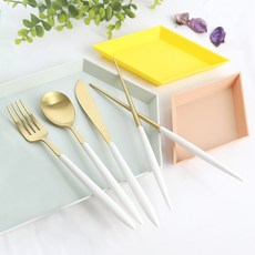 보겐 국산 스텔라 골드 디너 커트러리 4종 세트, 화이트, 숟가락 + 진공젓가락 + 디너나이프 + 디너포크 주방용품/수저/커트러리 반품 최저가 22,070원