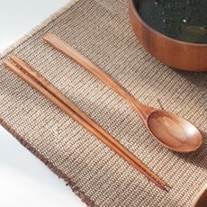 우드니 수저세트, 숟가락 2p, 젓가락 2p 주방용품/수저/커트러리 반품 최저가 4,880원