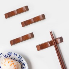 니코트 우드 수저받침 4p, 베이직, 1개 주방용품/수저통/수저받침 반품 최저가 5,640원 로켓배송