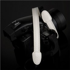 헤링본 마에스트로 카메라 넥스트랩 스네이크스킨 크림1, H11255, 1개 가전디지털/카메라 반품 최저가 32,820원