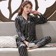 로리돌스 블랙 스트라이프 실크 커플잠옷 세트 패션의류/잡화/속옷/잠옷 반품 최저가 15,130원