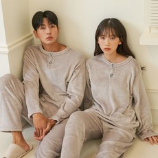 도씨 커플용 밍크 긴팔 라운드 잠옷 세트 D-9207 패션의류/잡화/속옷/잠옷 반품 최저가 22,900원