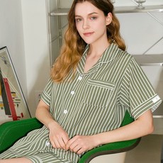 핑크존 커플용 소프트필 스트라이프 반팔 카라 투피스 잠옷 세트 패션의류/잡화/속옷/잠옷 반품 최저가 10,210원