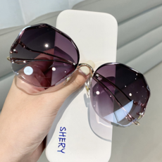 비아워게스트 그라데이션 렌즈 다각형 선글라스 패션의류/잡화/여성패션 반품 최저가 5,230원