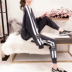 구디프 여성용 라인 배색 레이어드 트레이닝 상하의 세트 패션의류/잡화/여성패션 반품 최저가 11,210원