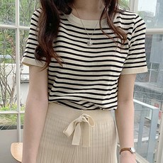 어썸풀 여성용 파인터 스트라이프 티 A25SMT032107 패션의류/잡화/여성패션 반품 최저가 8,790원